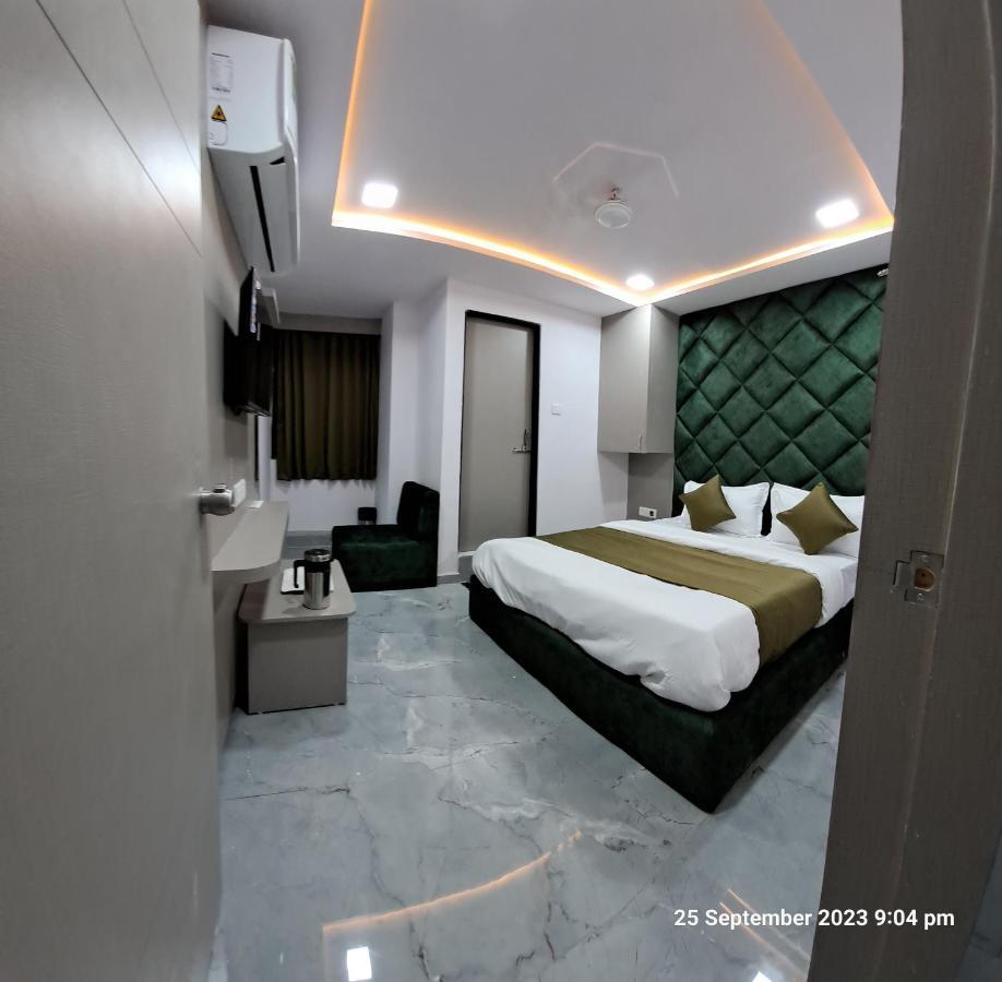 Hotel Kingdom Gandhinagar Exterior foto